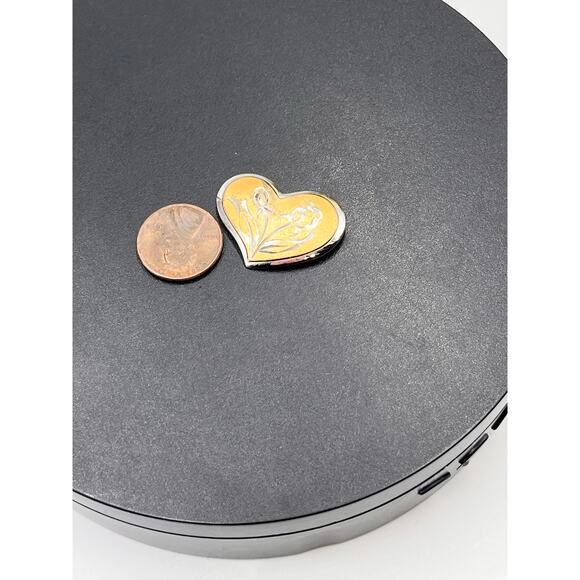 Vintage Gorham Signed Sterling Silver 
Gold Vermeil Etched Floral Heart Brooch - Picture 7 of 10